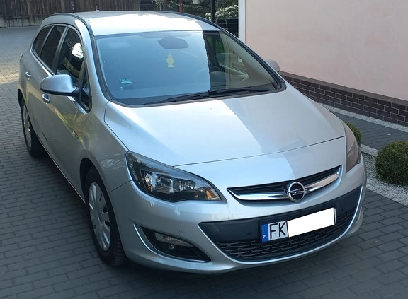 Opel Astra cena 20000 przebieg: 281000, rok produkcji 2013 z Gościno małe 106